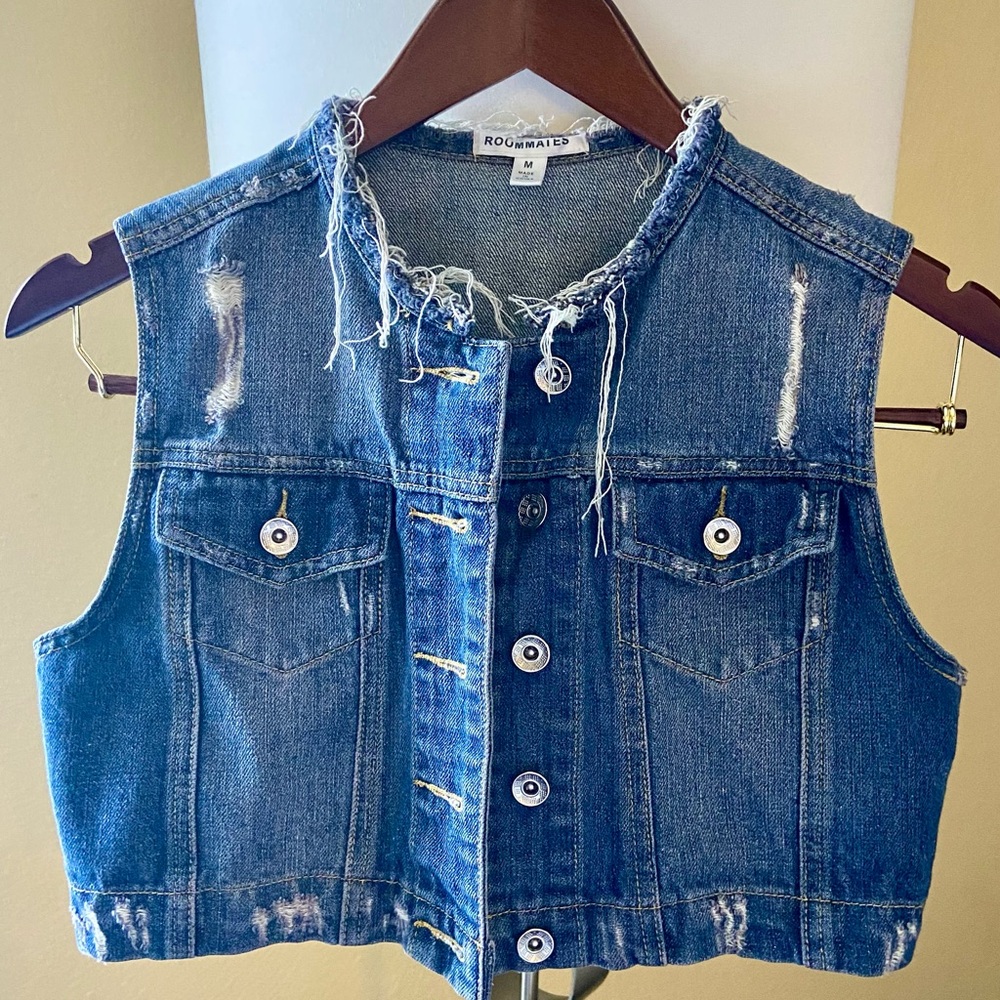 Roommates California Denim Crop Jacket Size Medium